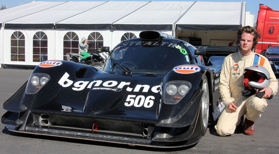Christer Gislerud er bidt af V8-bacsillen og drømmer om at fortsætte racingkarrieren med samme antal cylindre. Jeg drømmer om at køre Nascar! Jeg er nok en V8-gutt, hehe!
(Foto: Johan Marius Svingen)